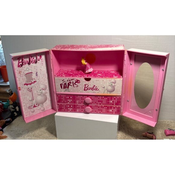 Barbie Wardrobe A Fashion Fairytale Je Taime Paris Jewelry Box - Picture 3 of 14